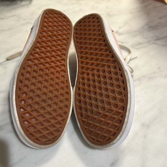 Pink lace up Vans size 7.0 ladies - Picture 3 of 3